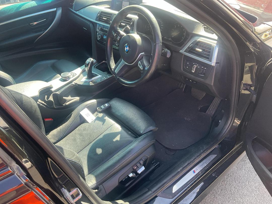 Photo '11' of BMW 3 Series 320I Photo '11' of BMW 3 Series 320I