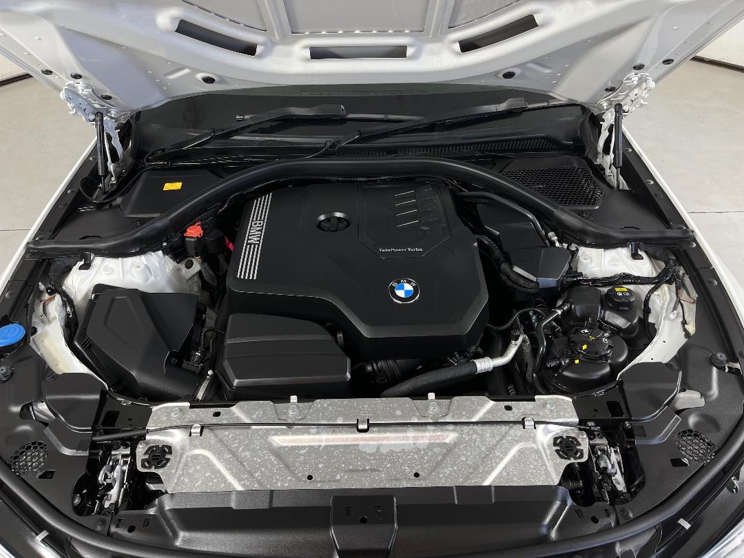 Photo '13' of BMW 320I