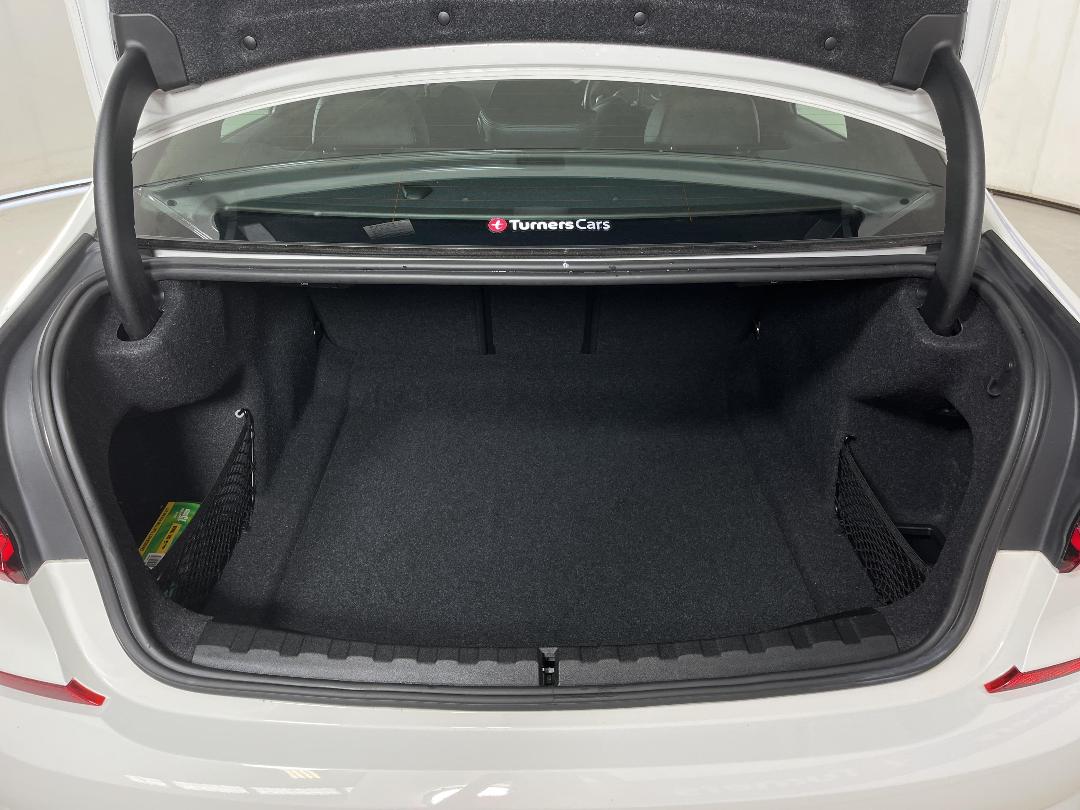 Photo '14' of BMW 320I