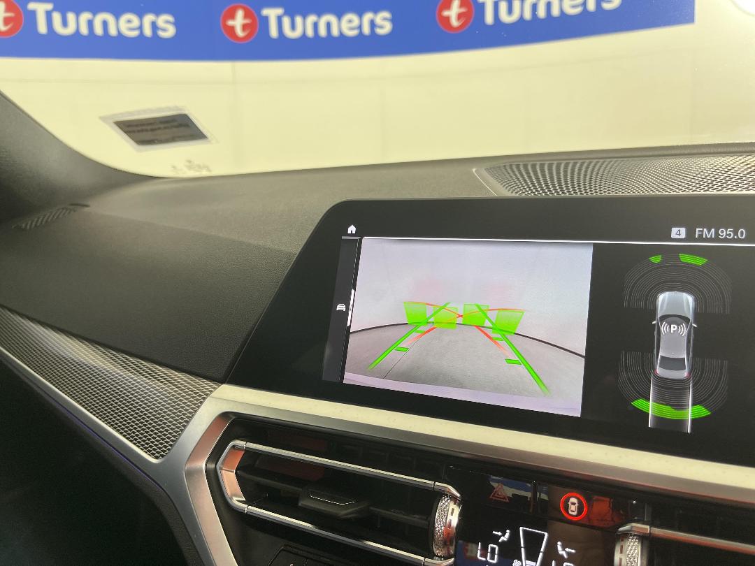 Photo '25' of BMW 320I