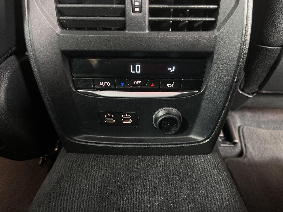 Photo '24' of BMW 320I