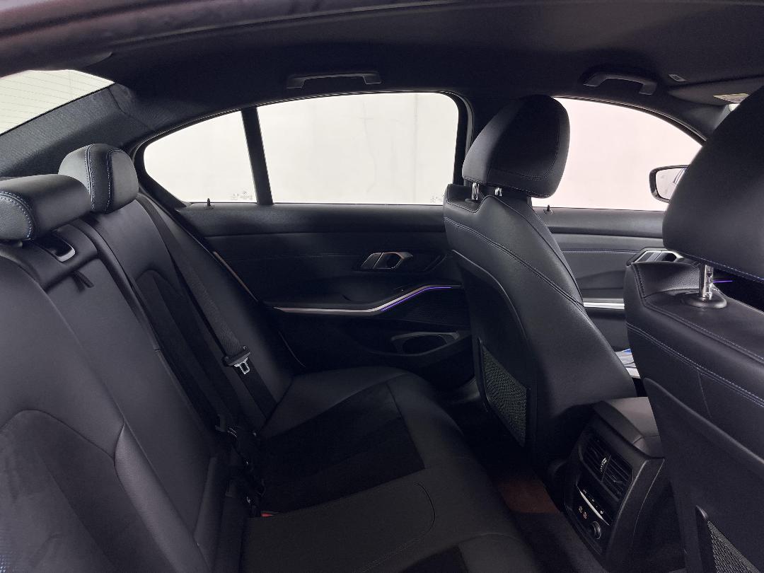 Photo '20' of BMW 320I