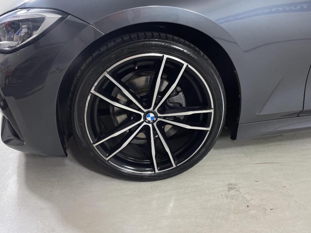 Photo '10' of BMW 320I