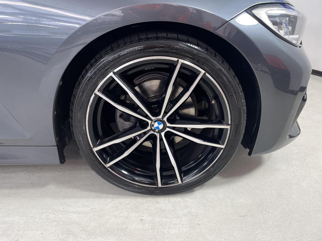 Photo '9' of BMW 320I