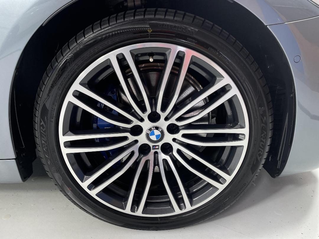 Photo '9' of BMW 530E