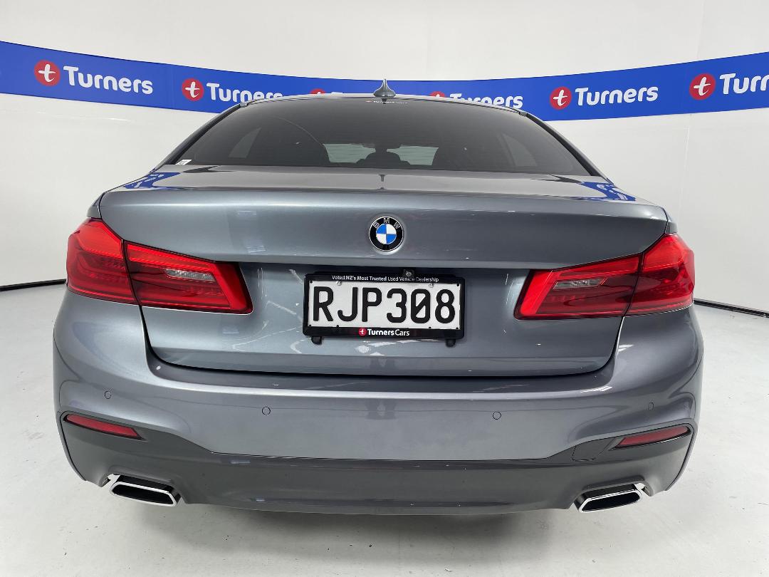 Photo '6' of BMW 530E