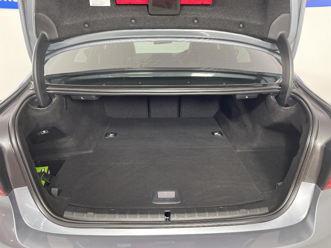 Photo '14' of BMW 530E