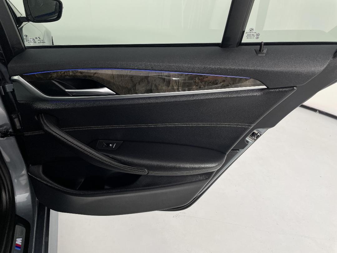 Photo '19' of BMW 530E