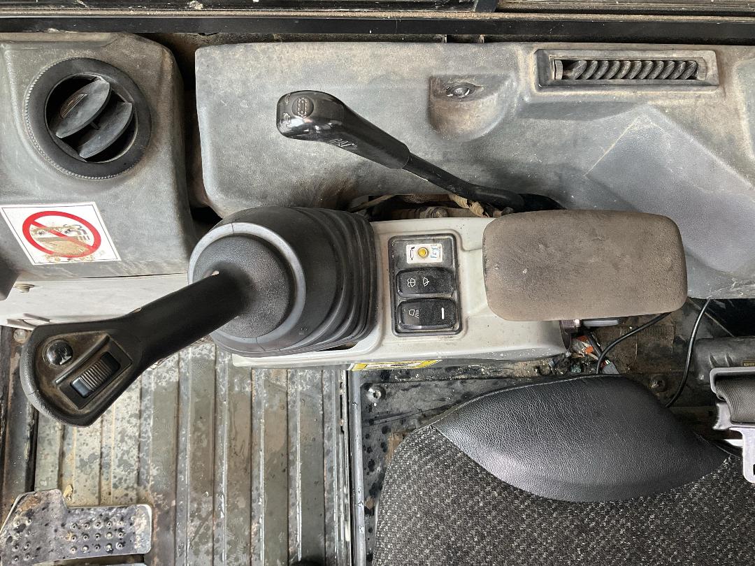 Photo '24' of Caterpillar 305E2 Excavator