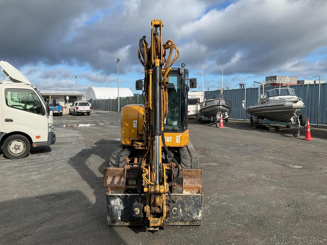 Photo '10' of Caterpillar 305E2 Excavator Photo '10' of Caterpillar 305E2 Excavator