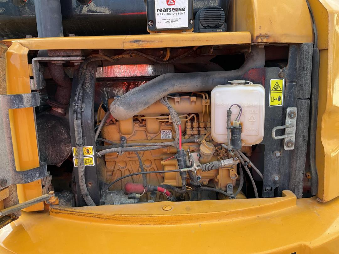 Photo '18' of Caterpillar 305E2 Excavator Photo '18' of Caterpillar 305E2 Excavator