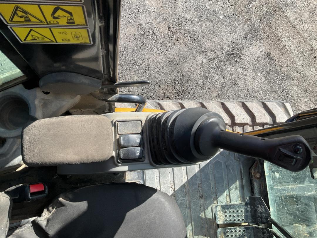 Photo '29' of Caterpillar 305E2 Excavator Photo '29' of Caterpillar 305E2 Excavator