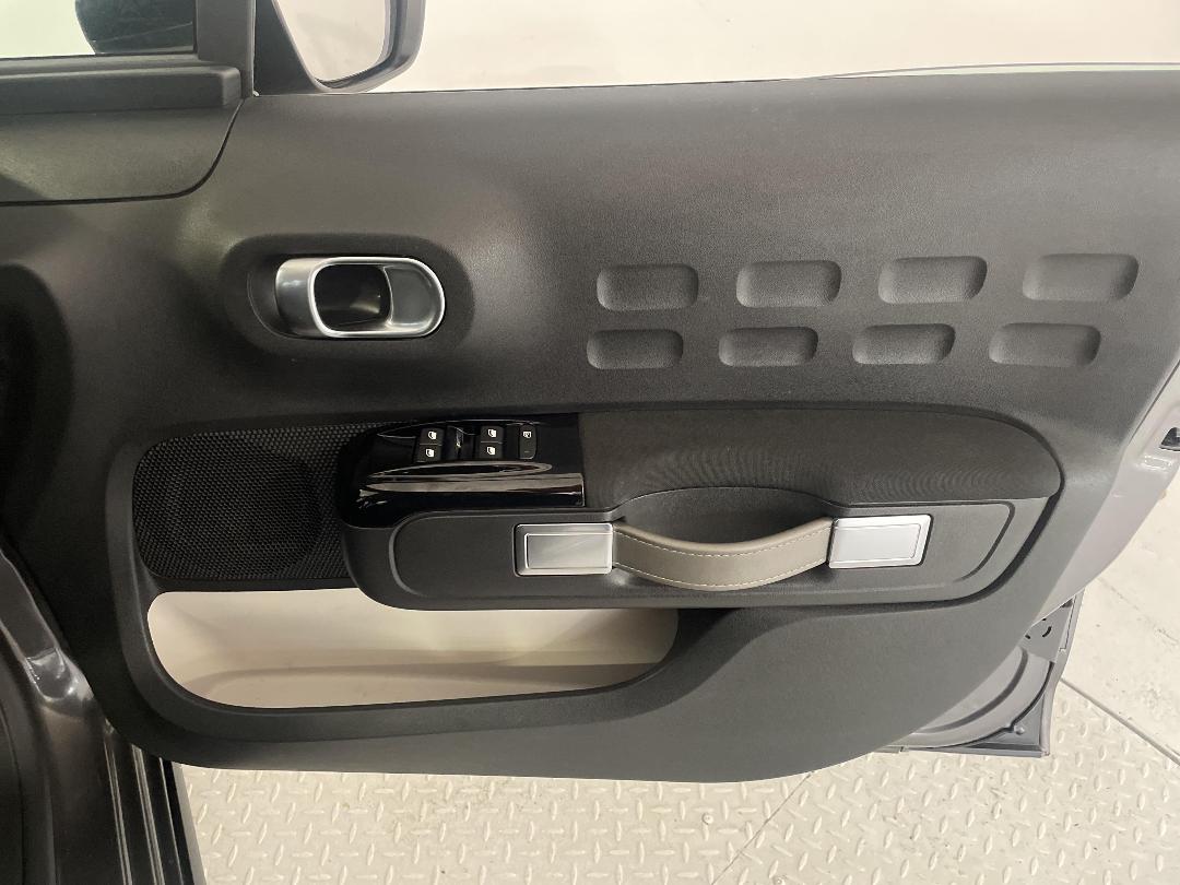 Photo '15' of Citroen C3 Photo '15' of Citroen C3