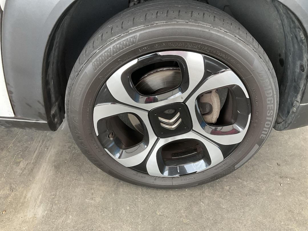 Photo '13' of Citroen C3 Aircross Shine