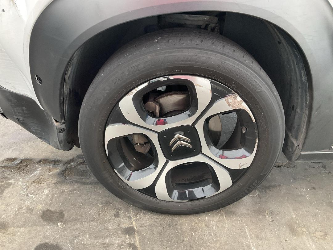 Photo '14' of Citroen C3 Aircross Shine