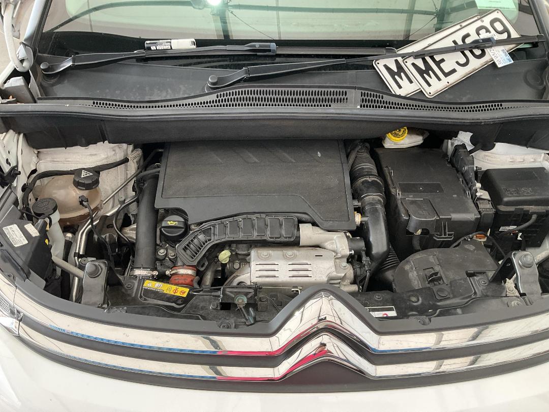 Photo '16' of Citroen C3 Aircross Shine