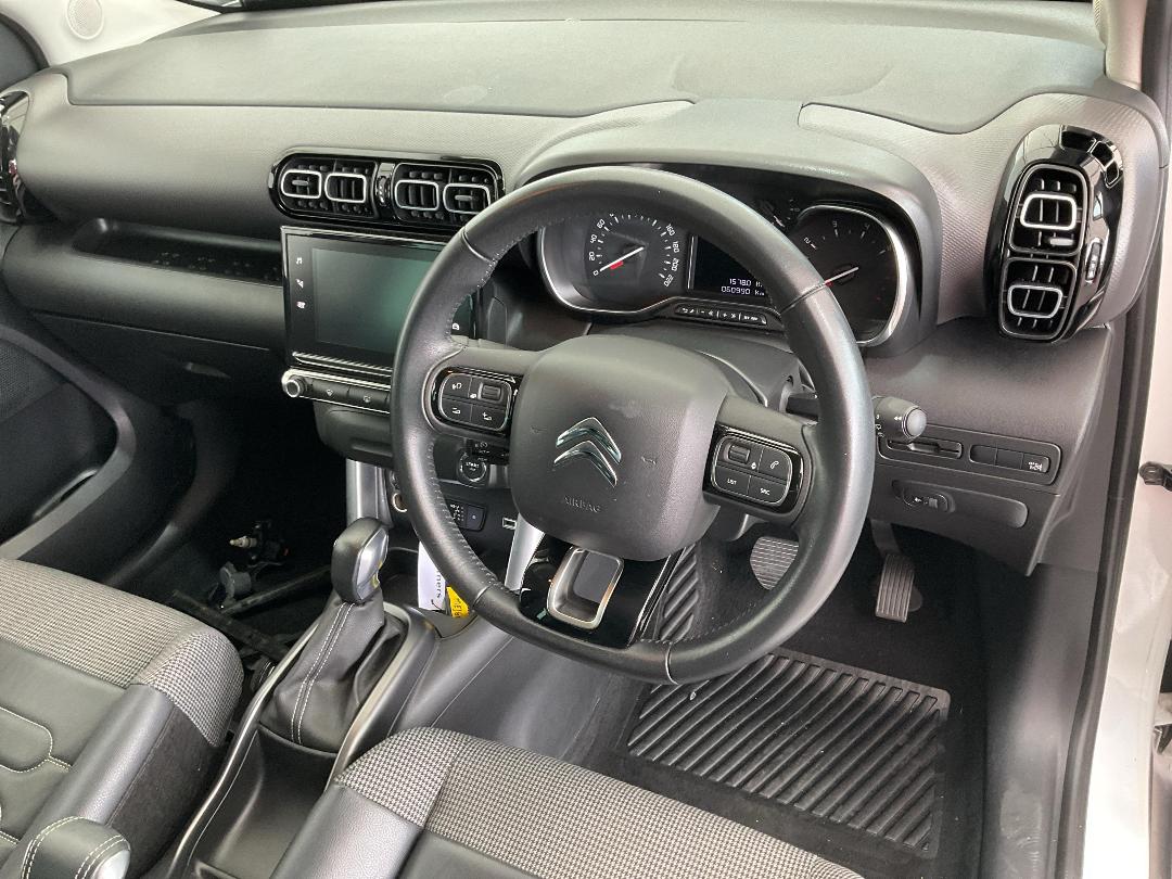 Photo '18' of Citroen C3 Aircross Shine