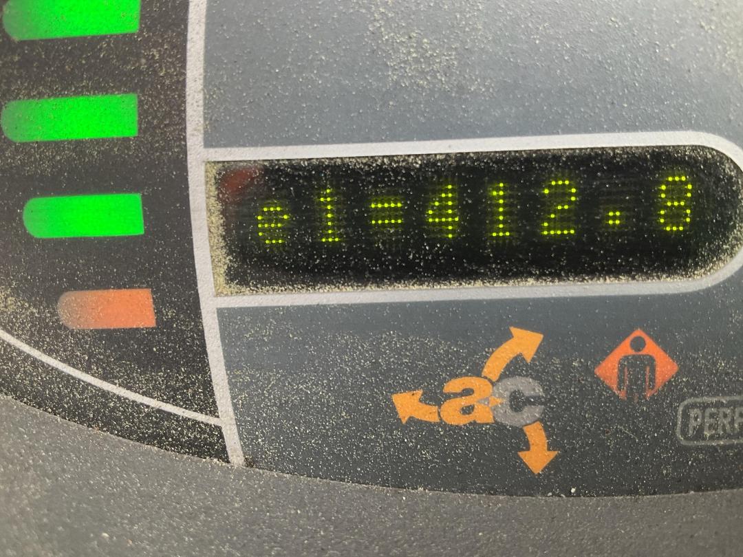 Photo '18' of Crown SC5200 Forklift Photo '18' of Crown SC5200 Forklift