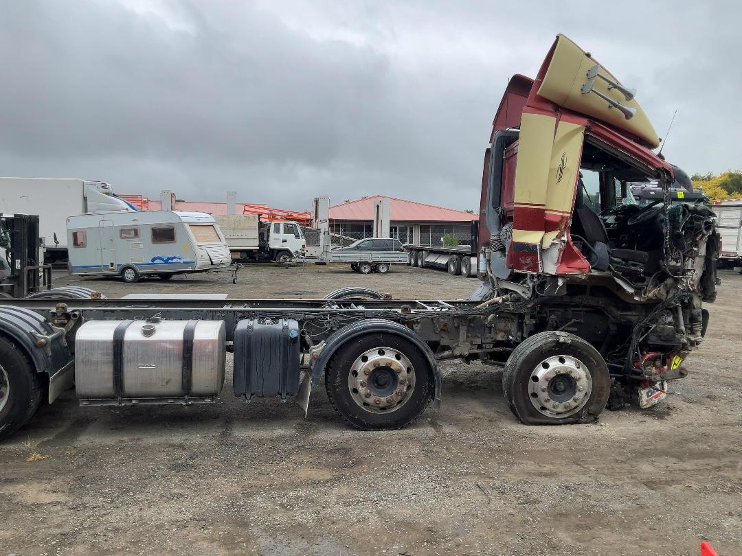 Photo '3' of DAF CF 85 Cab Chassis