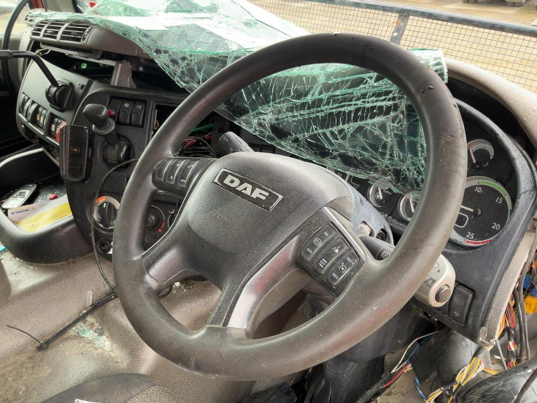 Photo '11' of DAF CF 85 Cab Chassis