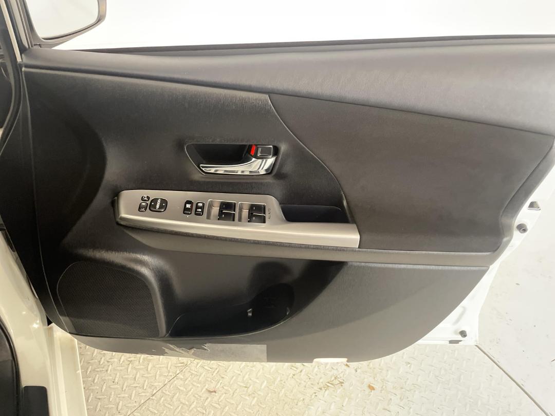 Photo '15' of Daihatsu Mebius