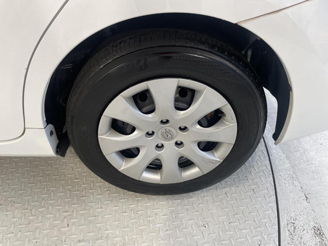 Photo '11' of Daihatsu Mebius