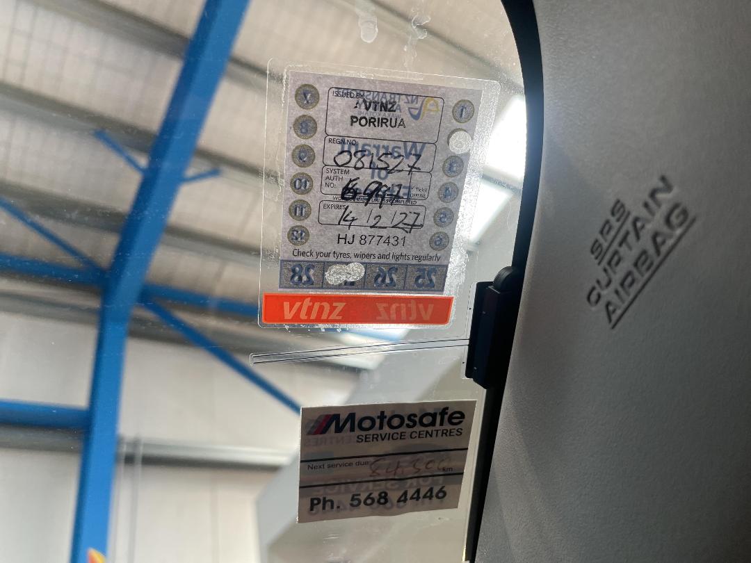 Photo '32' of Daihatsu Mebius Photo '32' of Daihatsu Mebius