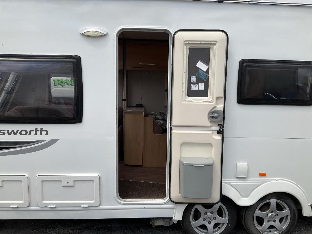 Photo '17' of ELDDIS CHATSWORTH 646 Caravan - Tandem Photo '17' of ELDDIS CHATSWORTH 646 Caravan - Tandem