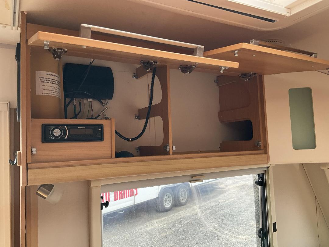 Photo '22' of ELDDIS CHATSWORTH 646 Caravan - Tandem Photo '22' of ELDDIS CHATSWORTH 646 Caravan - Tandem