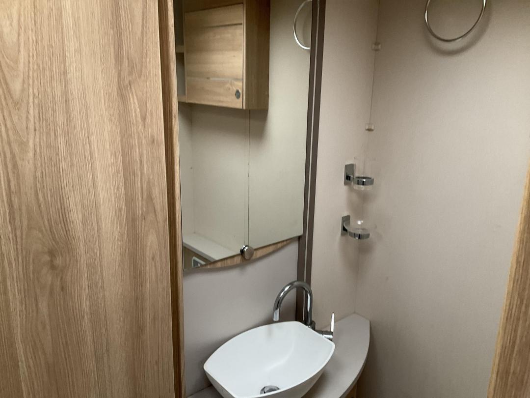 Photo '30' of ELDDIS CHATSWORTH860 Caravan - Tandem Photo '30' of ELDDIS CHATSWORTH860 Caravan - Tandem