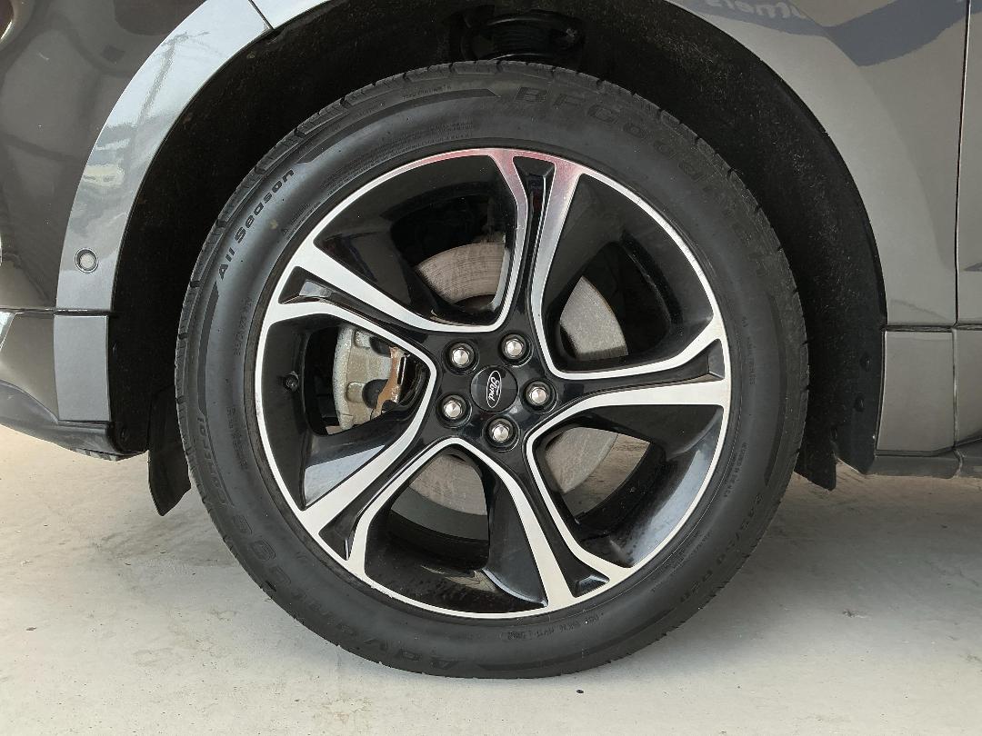 Photo '10' of Ford Endura