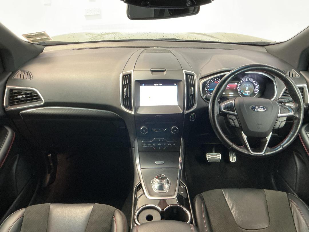 Photo '17' of Ford Endura