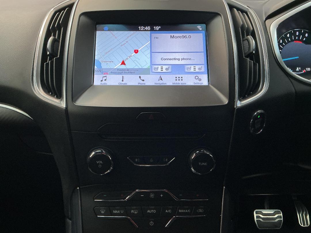 Photo '18' of Ford Endura