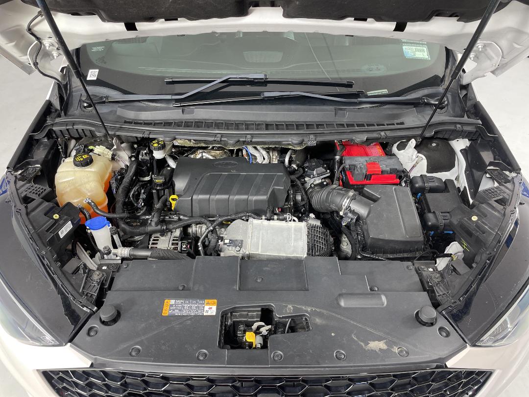 Photo '13' of Ford Endura