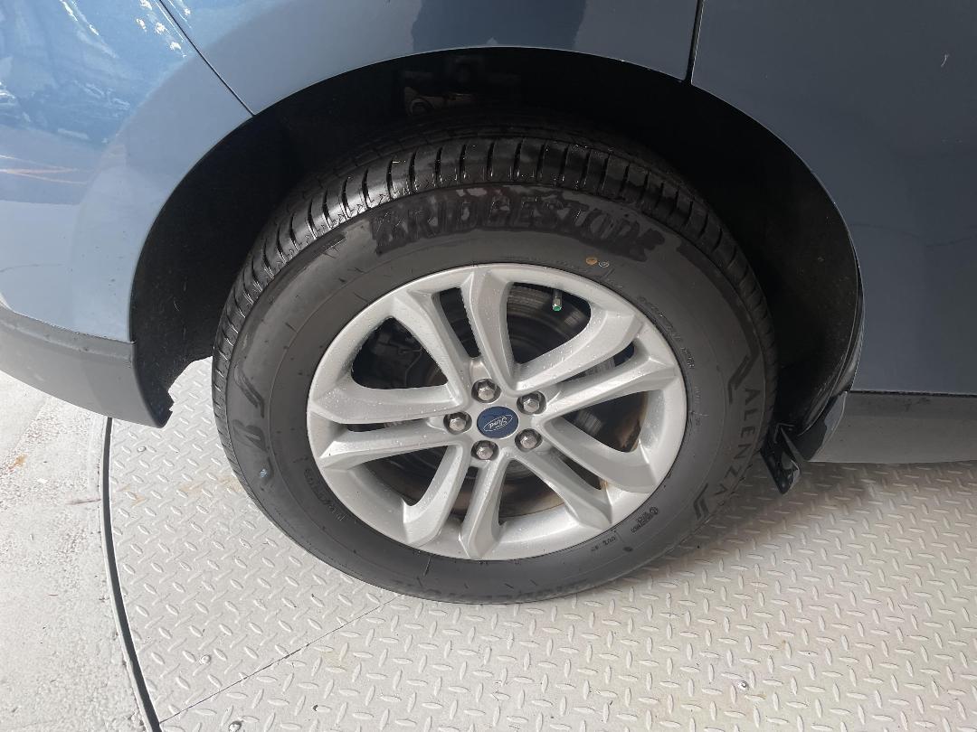 Photo '12' of Ford Endura