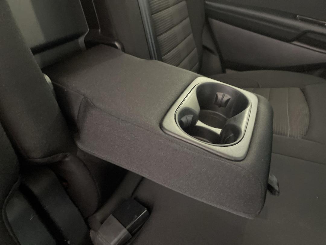 Photo '23' of Ford Endura