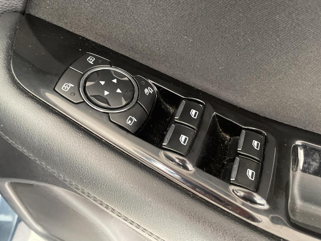 Photo '24' of Ford Endura