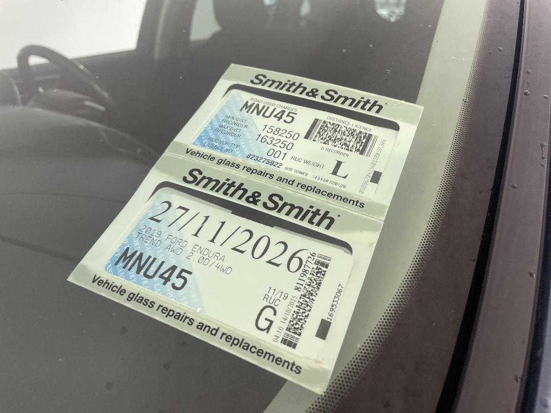 Photo '35' of Ford Endura