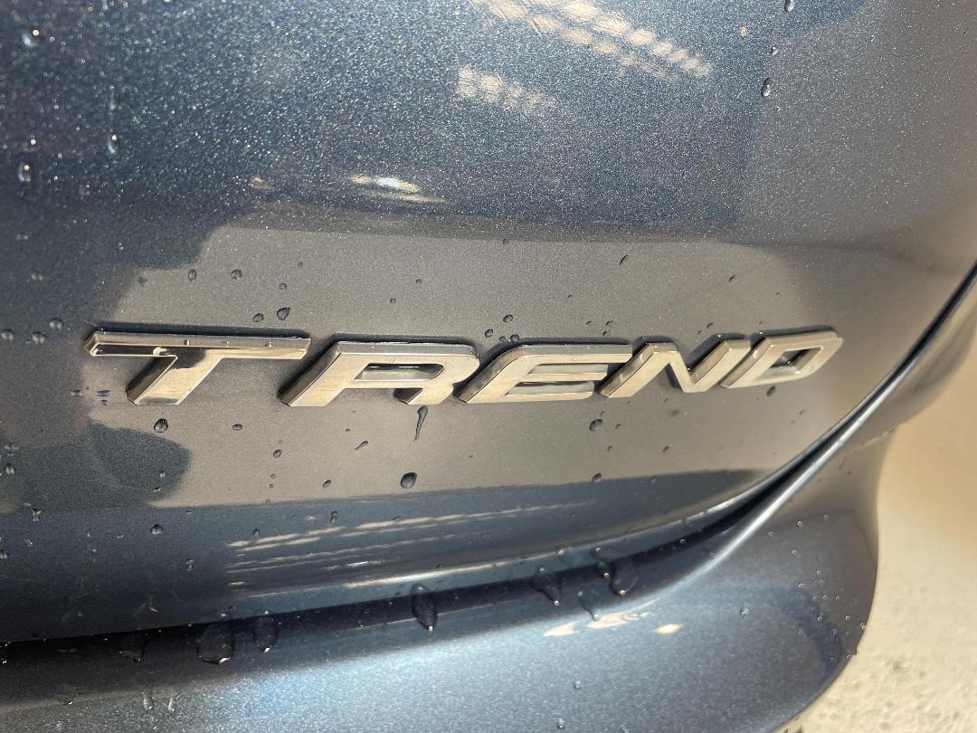 Photo '37' of Ford Endura