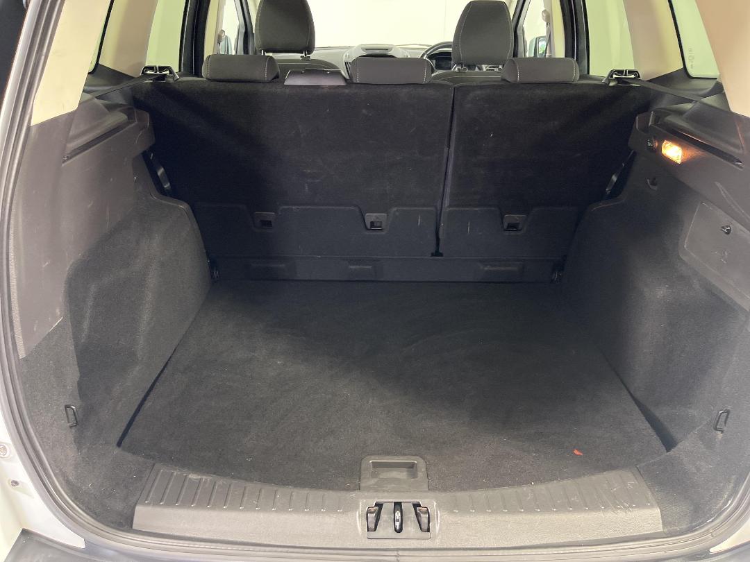 Photo '14' of Ford Escape