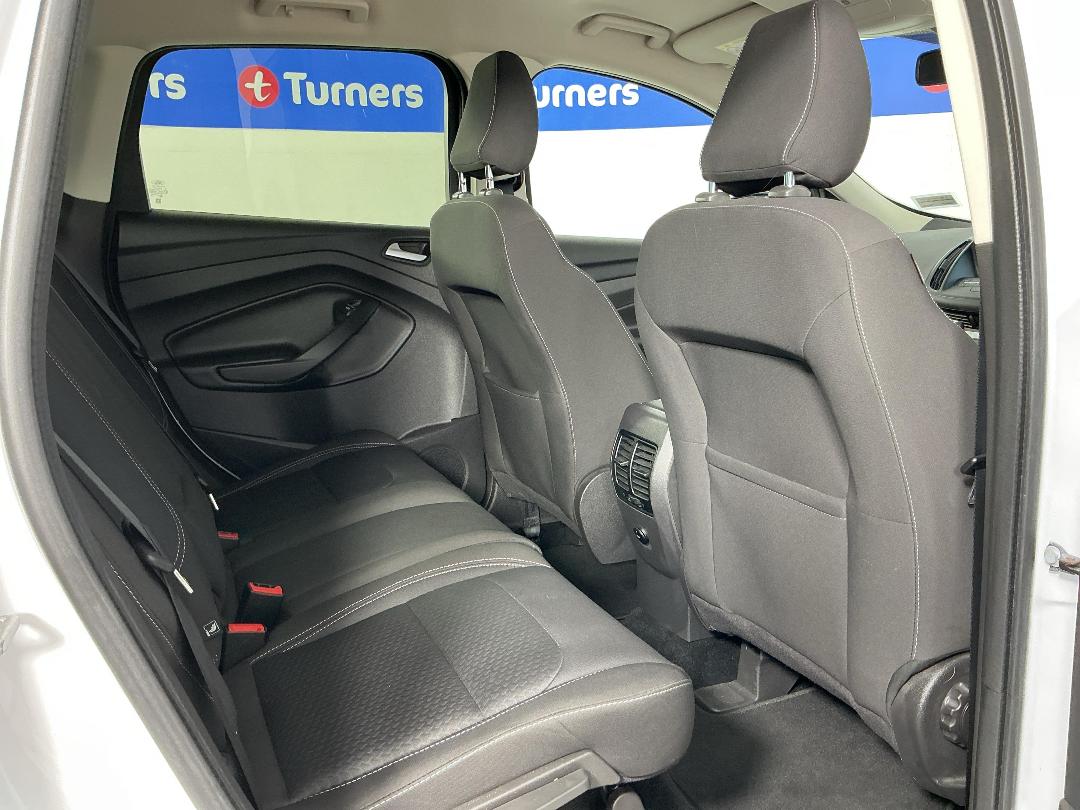 Photo '20' of Ford Escape