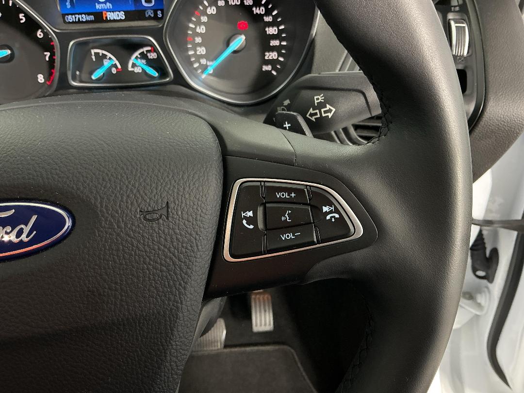 Photo '24' of Ford Escape