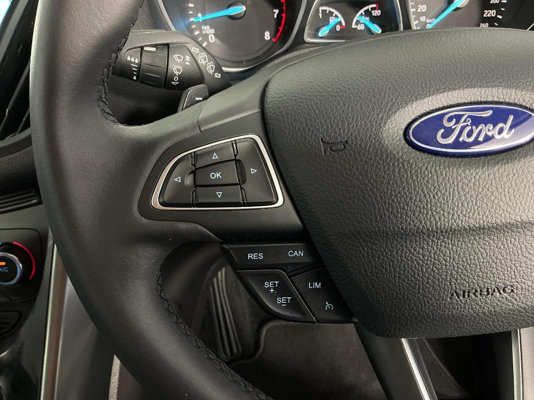 Photo '23' of Ford Escape