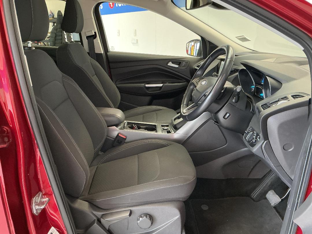 Photo '16' of Ford Escape Photo '16' of Ford Escape