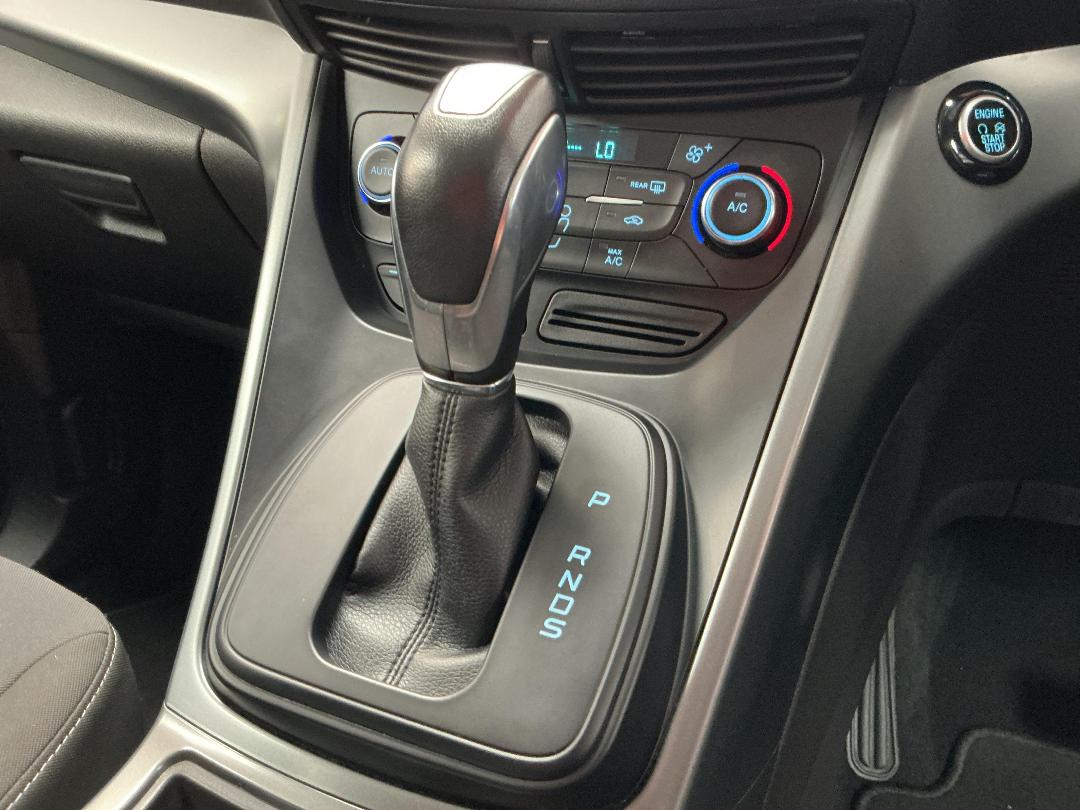 Photo '23' of Ford Escape Photo '23' of Ford Escape