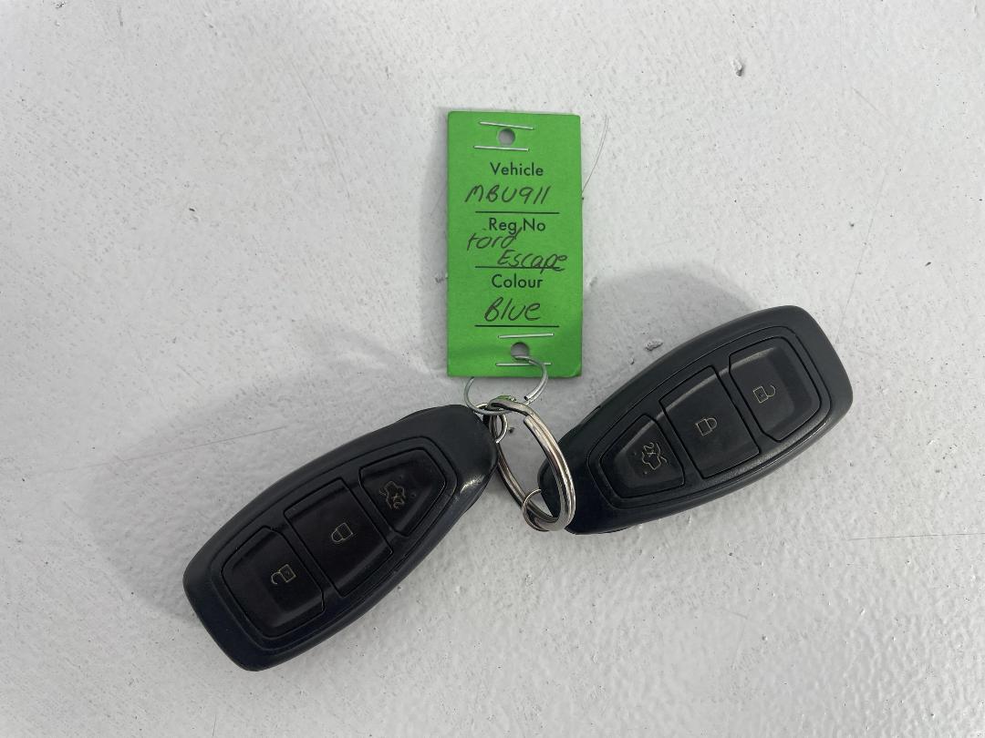 Photo '22' of Ford Escape