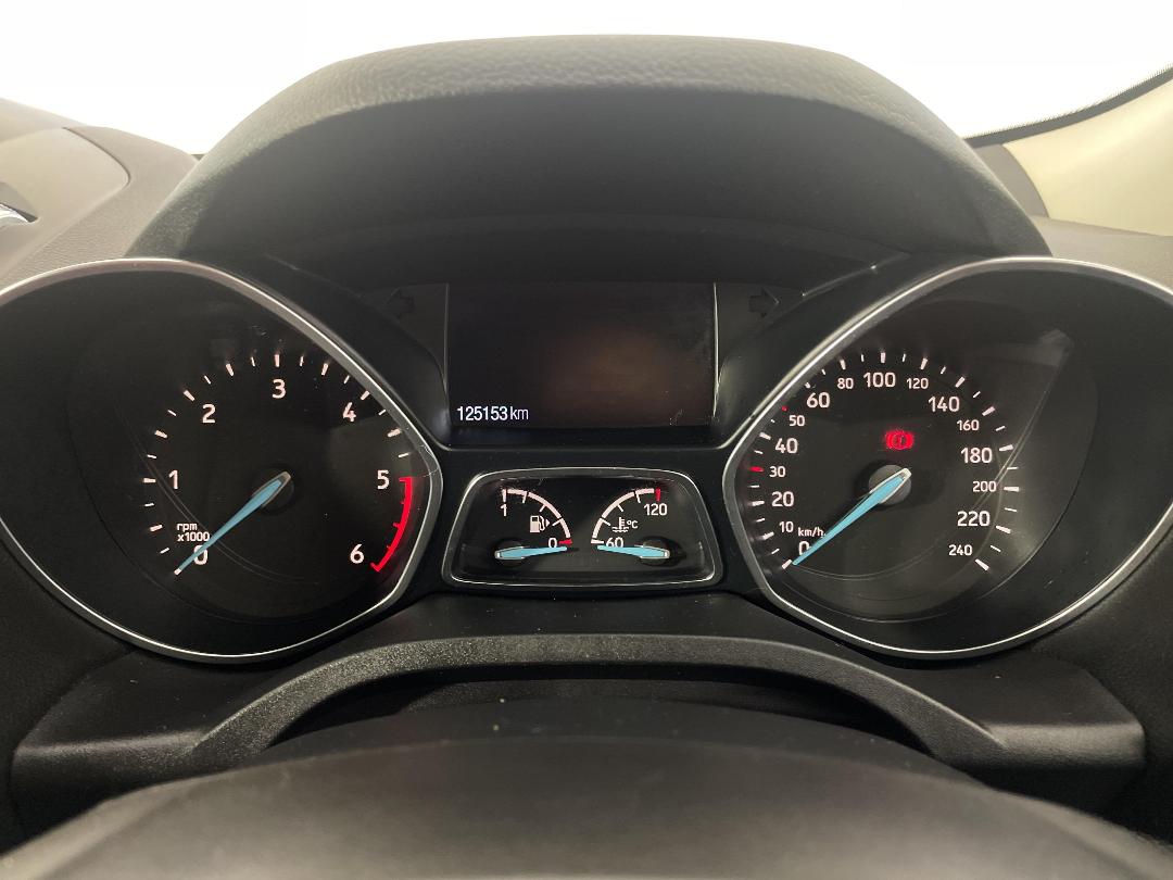 Photo '21' of Ford Escape