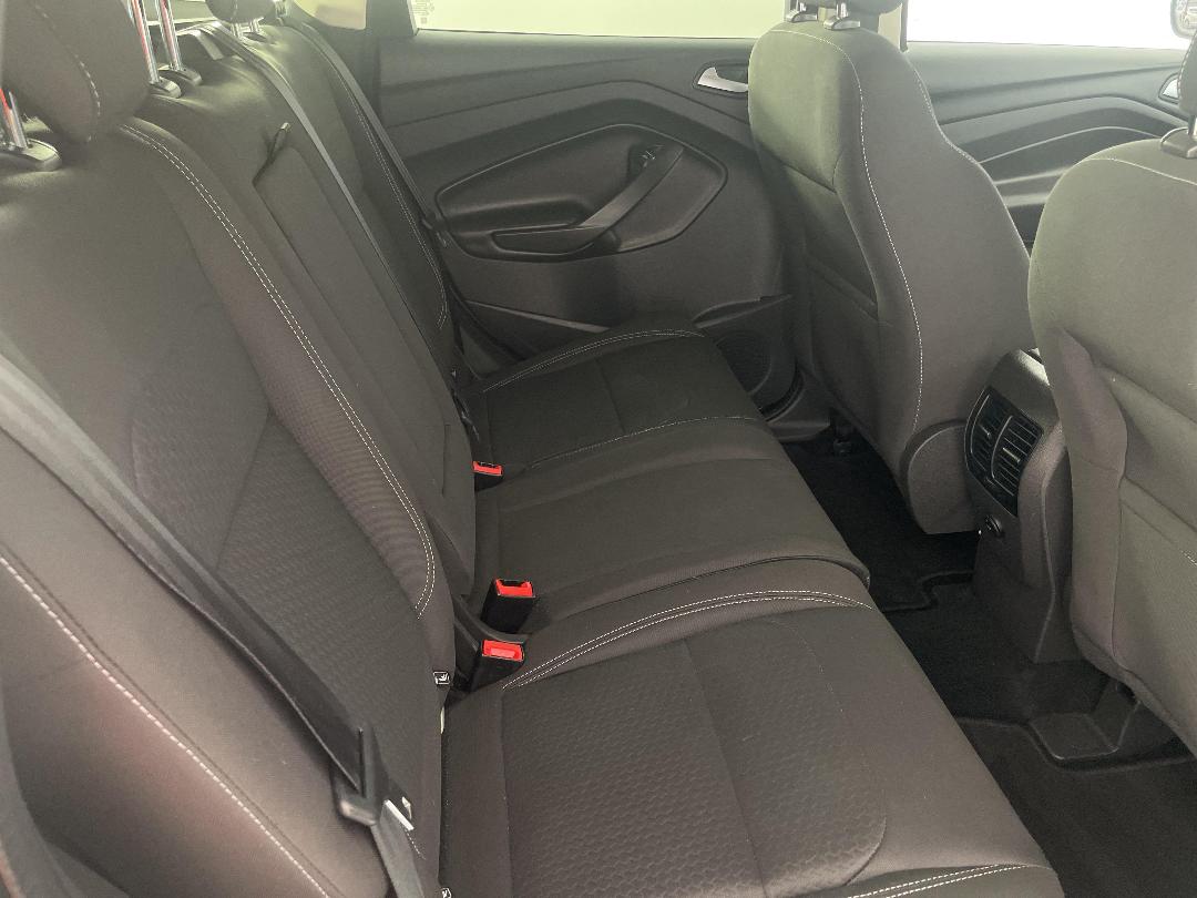 Photo '20' of Ford Escape