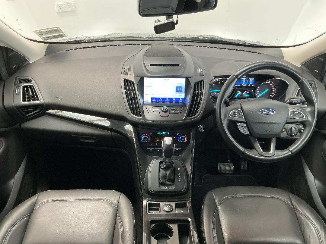 Photo '17' of Ford Escape