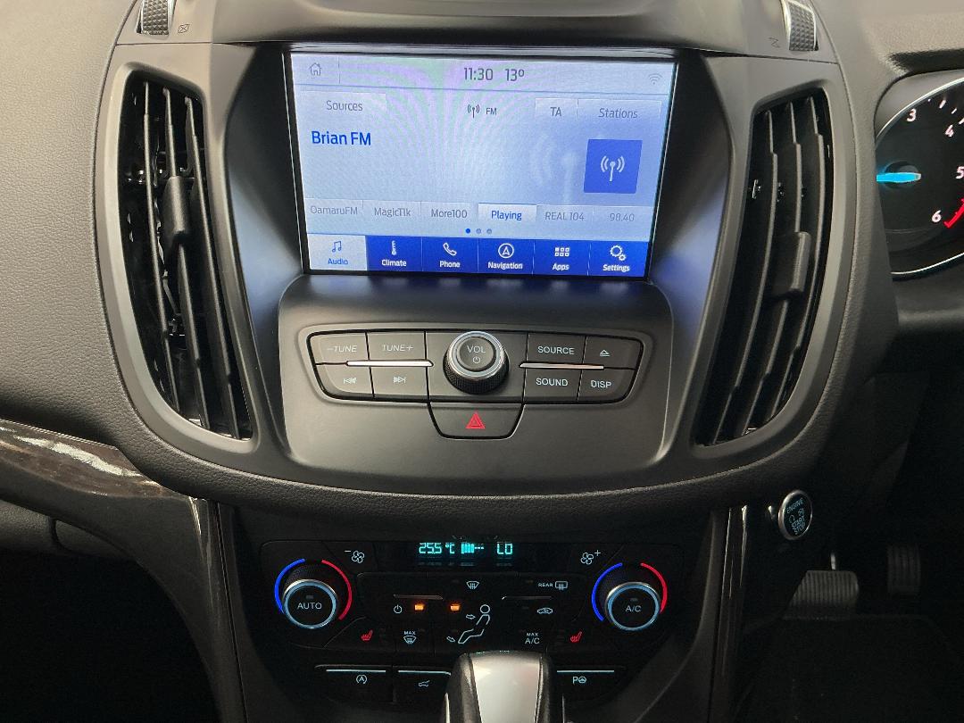 Photo '18' of Ford Escape